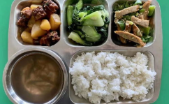 娱乐吃瓜酱家庭纠纷,揭秘明星家庭背后的恩怨情仇