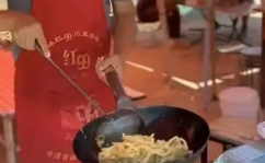 娱乐吃瓜酱摆摊视频大全,揭秘幕后故事，带你领略网红经济魅力