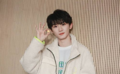 娱乐吃瓜酱时代峰峻