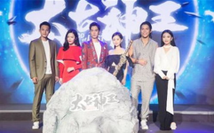 进娱乐圈吃瓜却红了,娱乐圈“吃瓜”达人意外走红