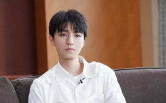王俊凯吃瓜娱乐视频下载,揭秘明星幕后趣事