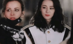 娱乐圈吃瓜打牌的小说,瓜田李下，牌局风云